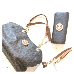 Michael Kors Purse & Wallet